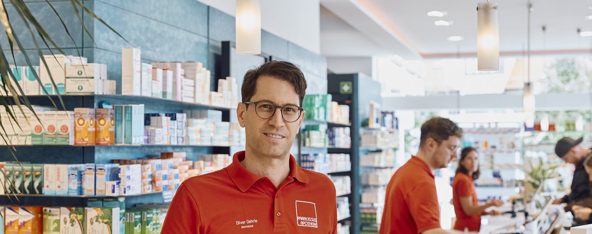 Apotheker Oliver Oehrle in der Paracelsus-Apotheke in Spaichingen